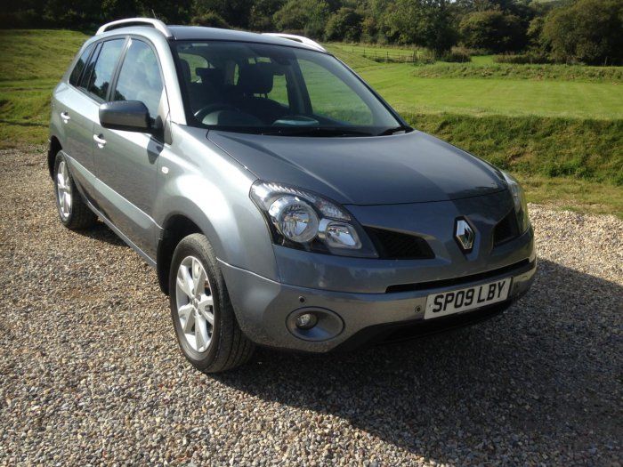 2009 Renault Koleos 2.0 dCi Dynamique S 5dr image 1