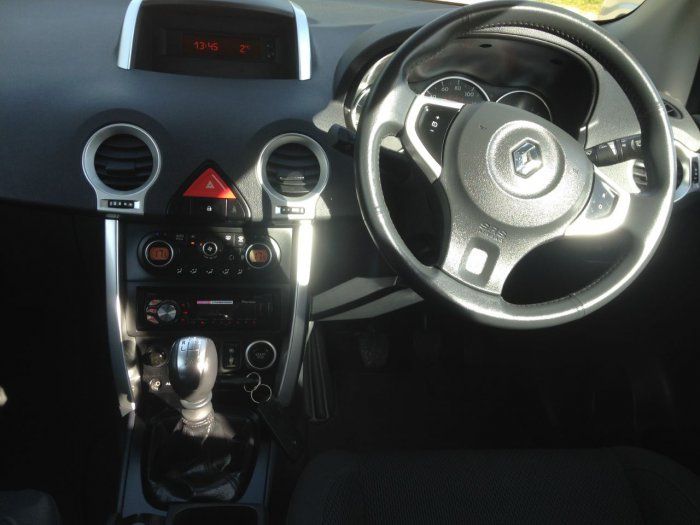 2009 Renault Koleos 2.0 dCi Dynamique S 5dr image 4