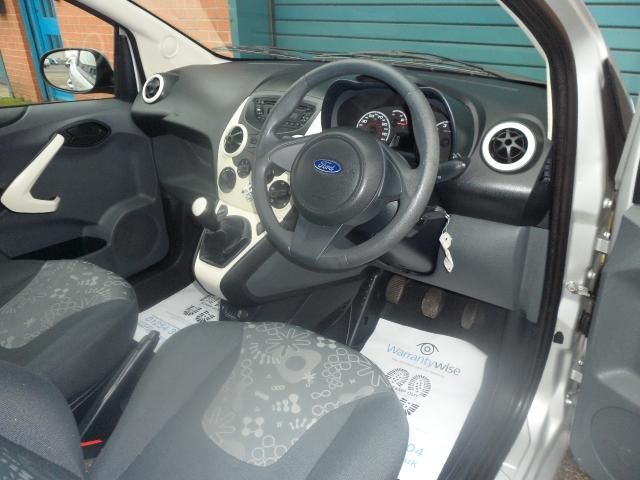 2010 FORD KA 1.2 STYLE 3d image 4