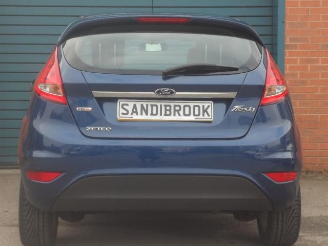 2009 FORD FIESTA 1.4 ZETEC TDCI 5d image 3