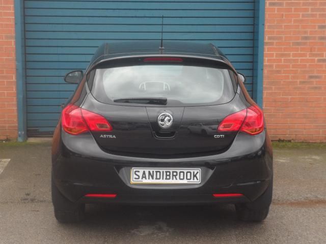 2011 VAUXHALL ASTRA 1.7 EXCITE CDTI 5d image 3