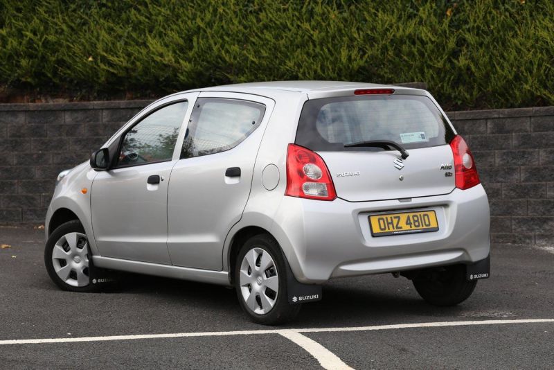 2011 Suzuki Alto 5Dr 1.0 SZ3 image 2