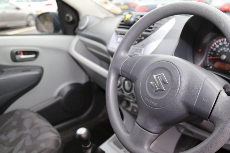 2011 Suzuki Alto 5Dr 1.0 SZ3 image 4