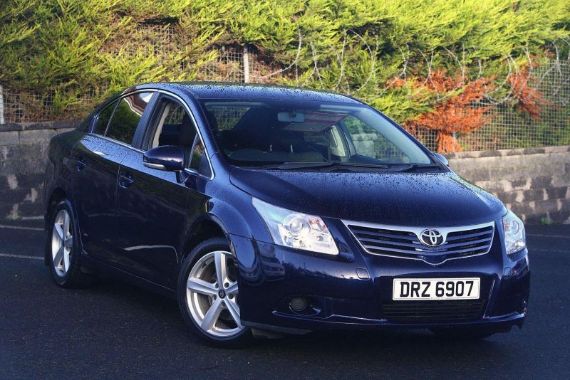 2009 Toyota Avensis 4-Dr 2.0 D-4D T2 image 1