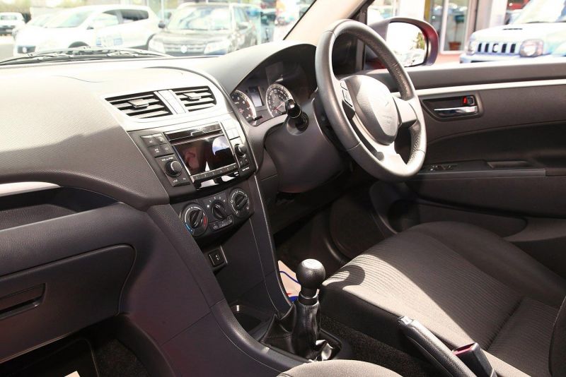 2010 Suzuki Swift 3dr 1.2 SZ3 image 4