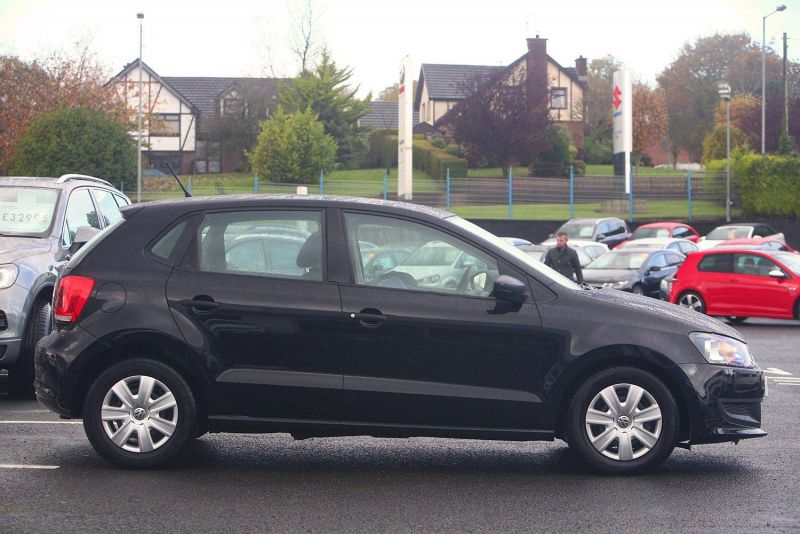 2012 Volkswagen Polo MK5 5-Dr 1.2 S image 2