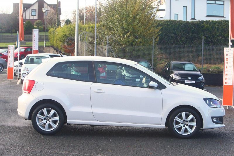 2013 Volkswagen Polo MK5 3-Dr 1.2 image 2