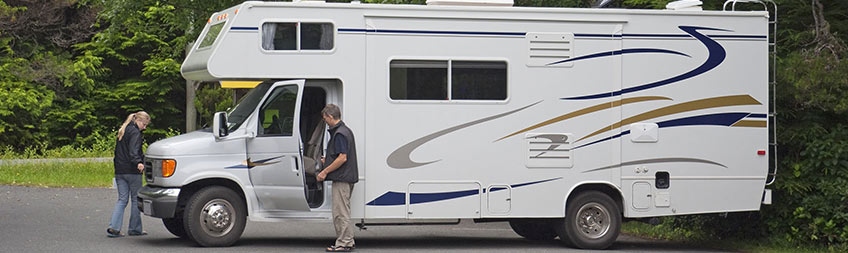 Go Dealership or Go Private Sale When Buying Used Motorhomes for Sale | Mobeo