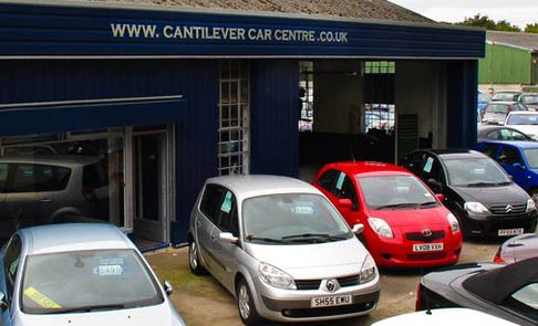 Cantilever Car Centre